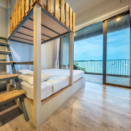 Shin Arch39 Phuket Beach Front - Sha Plus Csalong Kültér fotó