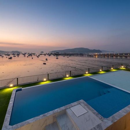 Shin Arch39 Phuket Beach Front - Sha Plus Csalong Kültér fotó