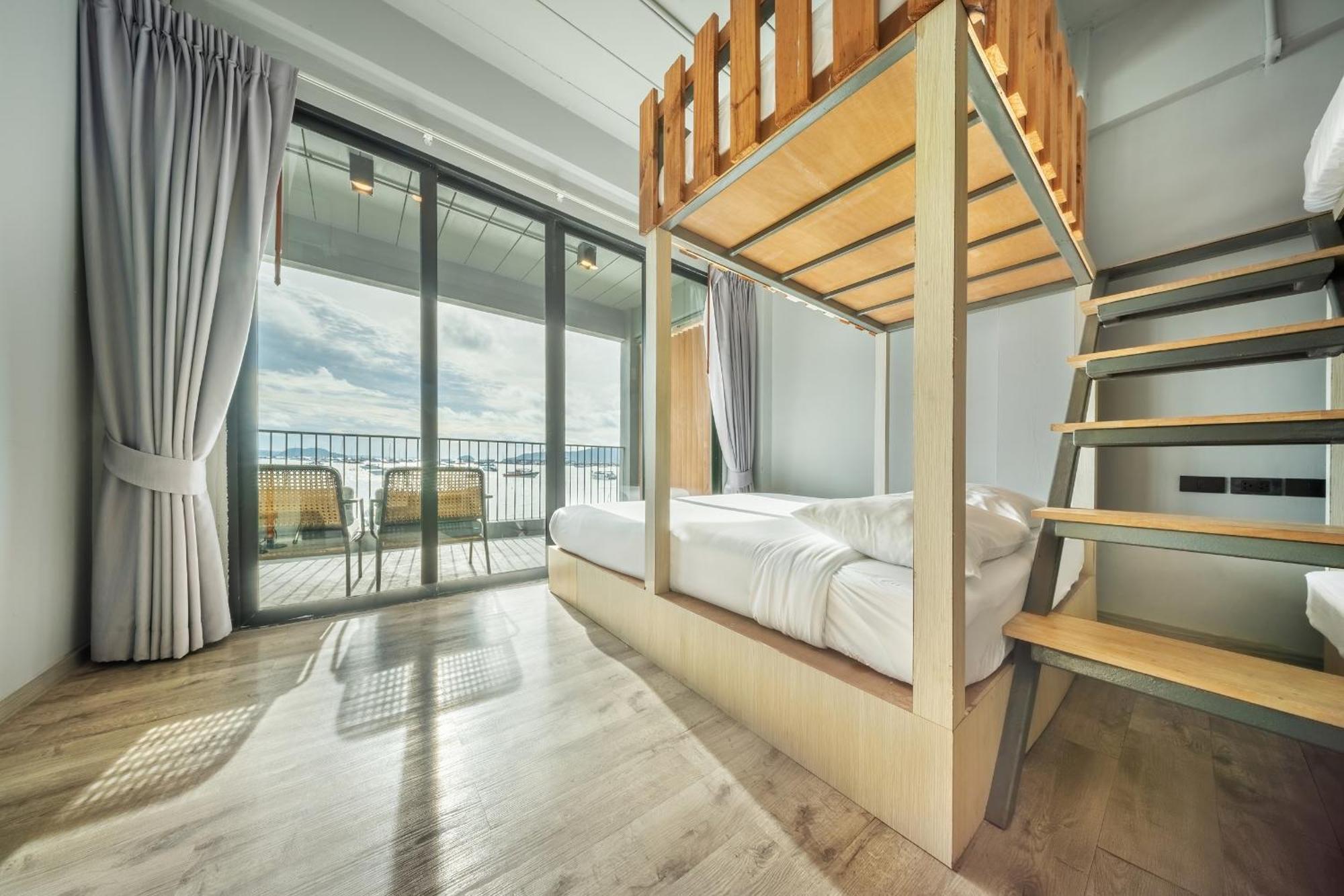 Shin Arch39 Phuket Beach Front - Sha Plus Csalong Kültér fotó