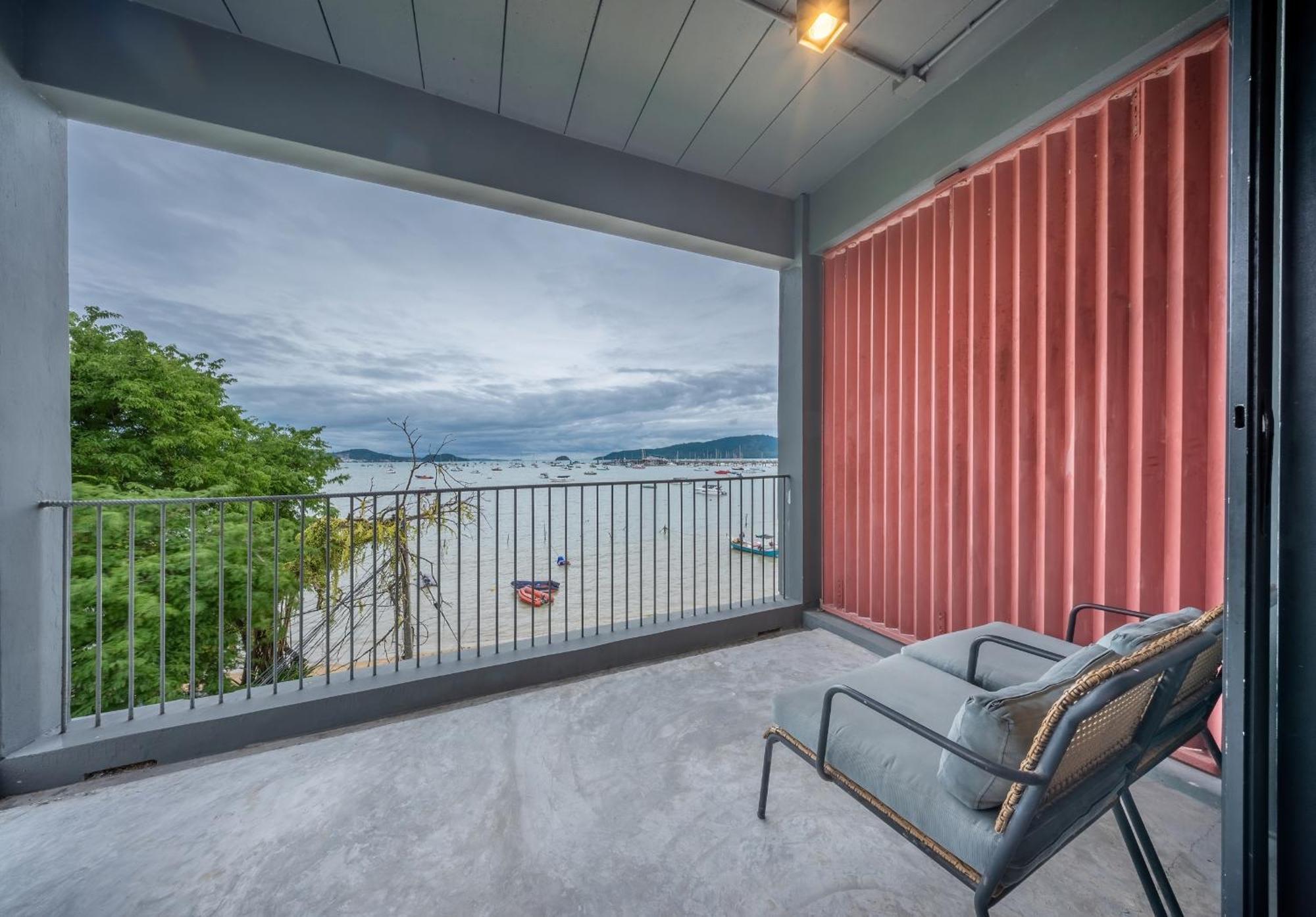 Shin Arch39 Phuket Beach Front - Sha Plus Csalong Kültér fotó