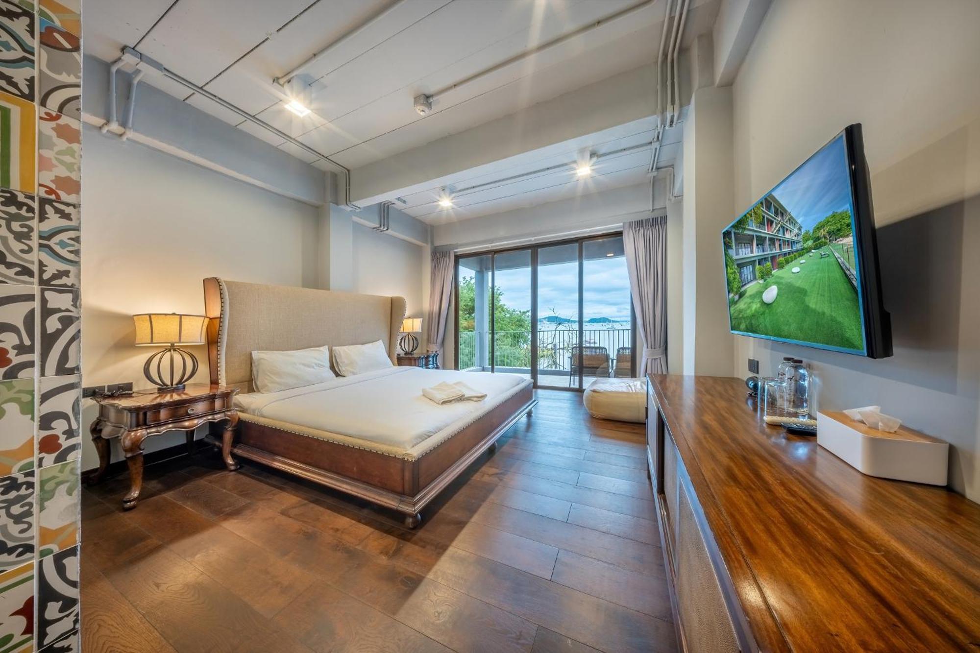 Shin Arch39 Phuket Beach Front - Sha Plus Csalong Kültér fotó